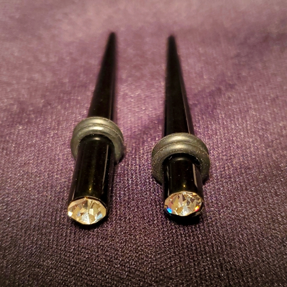 Black diamond stud Tapers 1 pair ear plugs body piercing jewelry 2 gauge, 6mm